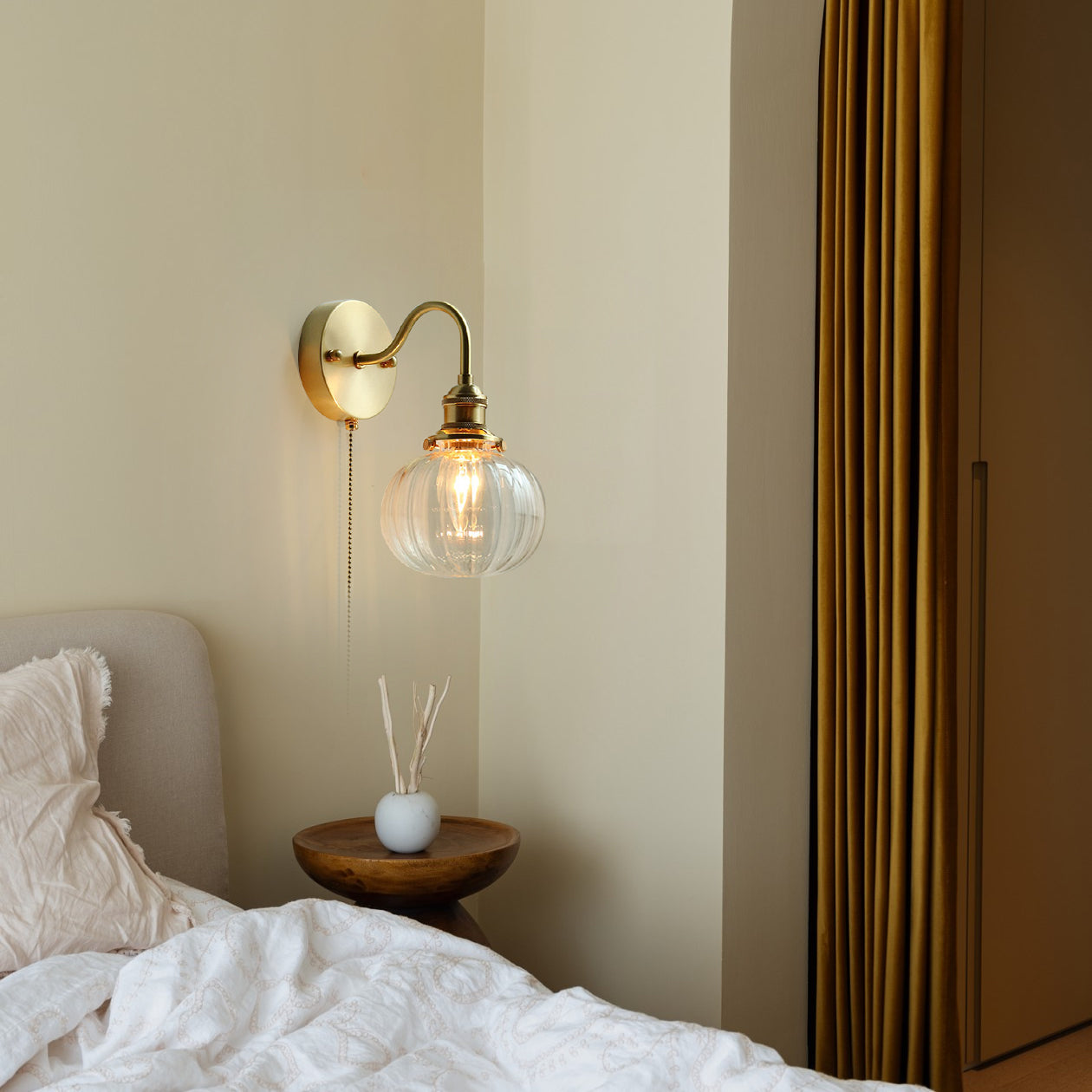 Tommy – Vintage Wandlampe aus Glas