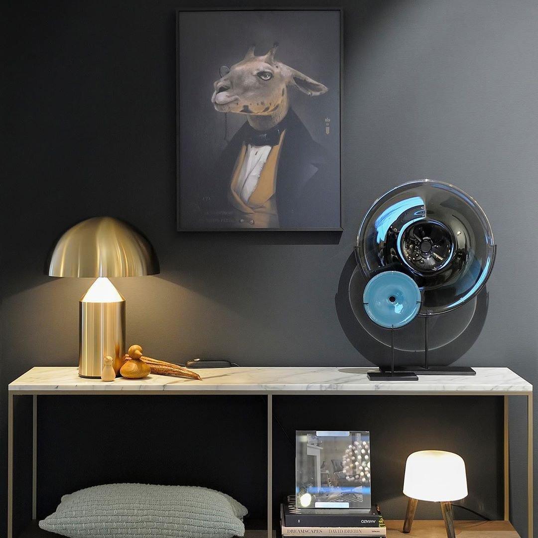 Noelia – Einfache Tischlampe mit Augenschutz