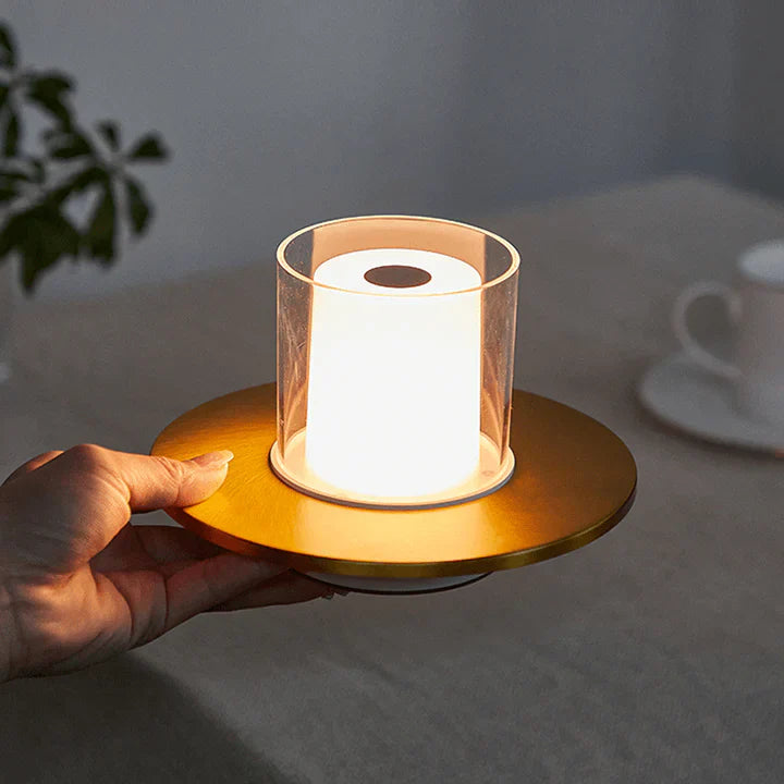 LumaGlow – Elegante LED-Kerze mit Berührungssteuerung und flammenlosem Licht