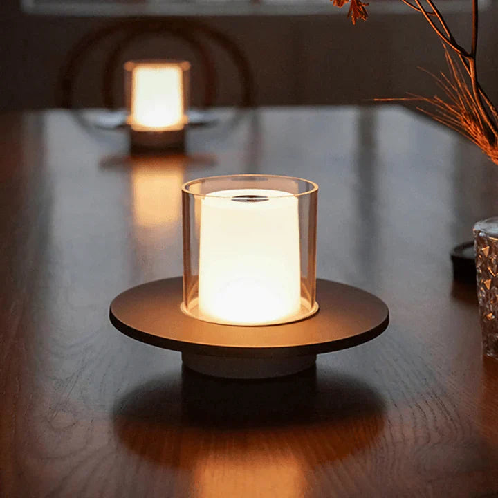 LumaGlow – Elegante LED-Kerze mit Berührungssteuerung und flammenlosem Licht