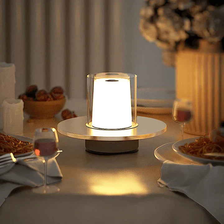 LumaGlow – Elegante LED-Kerze mit Berührungssteuerung und flammenlosem Licht