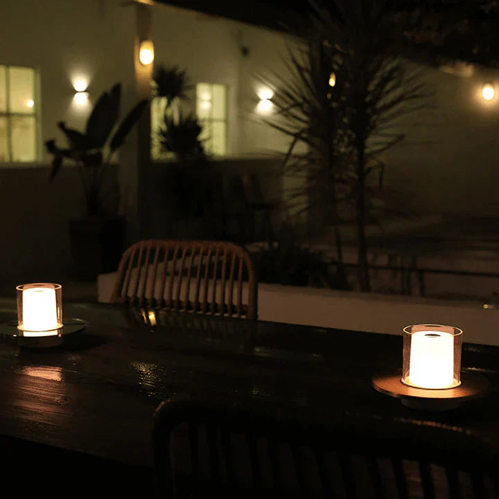 LumaGlow – Elegante LED-Kerze mit Berührungssteuerung und flammenlosem Licht