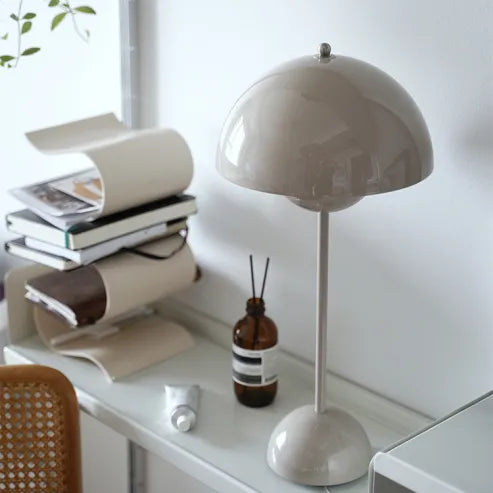 Minimalistische moderne Touch-Lampe