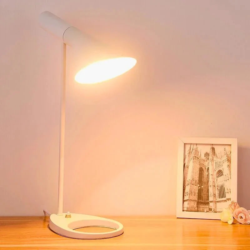 Kaela – LED Minimalistische Stehlampe