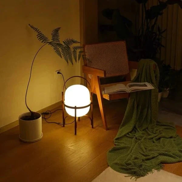 LichtKorb – Elegante Tischleuchte im Cesta-Stil