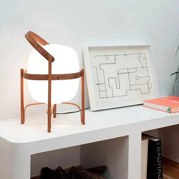 LichtKorb – Elegante Tischleuchte im Cesta-Stil