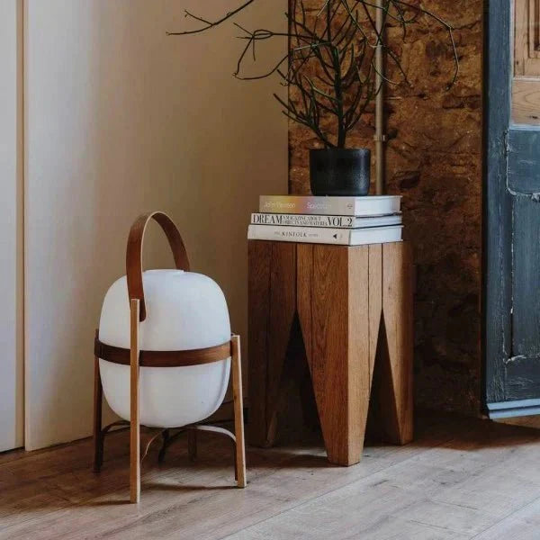 LichtKorb – Elegante Tischleuchte im Cesta-Stil