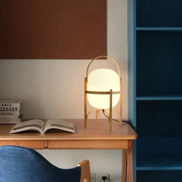 LichtKorb – Elegante Tischleuchte im Cesta-Stil