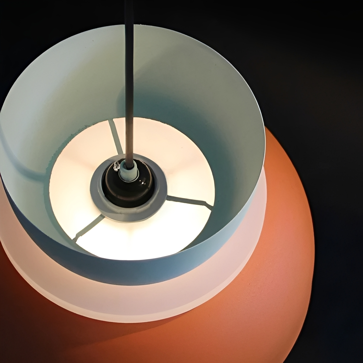Nova – Trendige Hängelampe im Einfachen Design