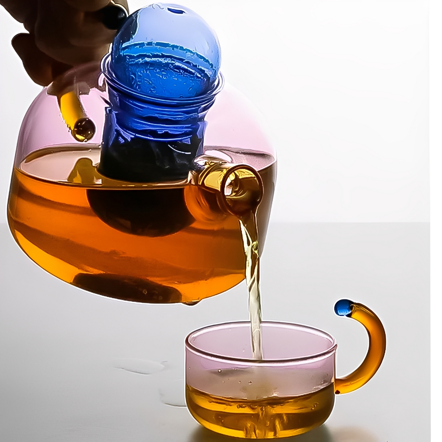 Taya – Teekanne mit Farbkontrast aus hitzebeständigem Glas