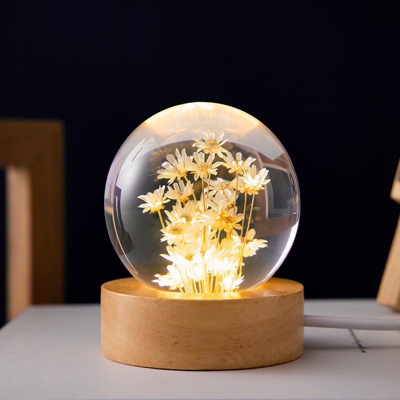 Flor – Glaskugel mit unvergänglicher Blume & Musikbox aus Holz