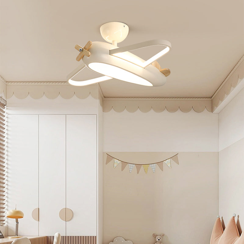 Aerilo – Flugzeug-Stil Deckenlampe für zauberhafte Lichtmomente