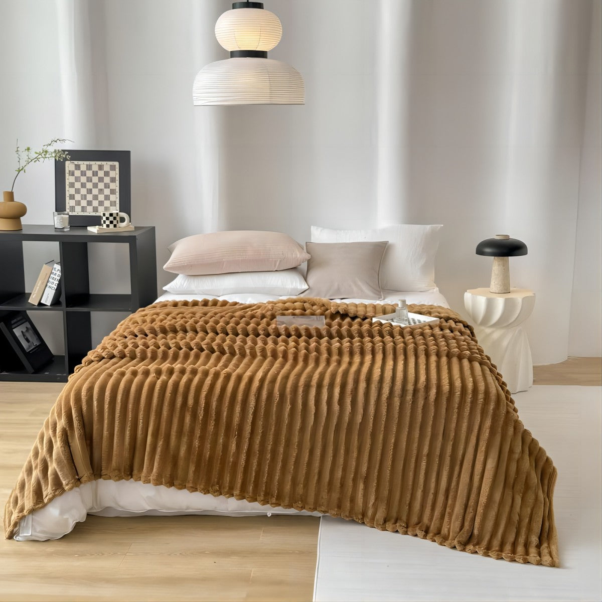 Schwere Samtdecke fürs Schlafsofa