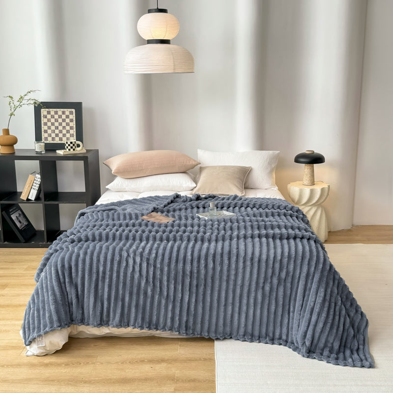 Schwere Samtdecke fürs Schlafsofa