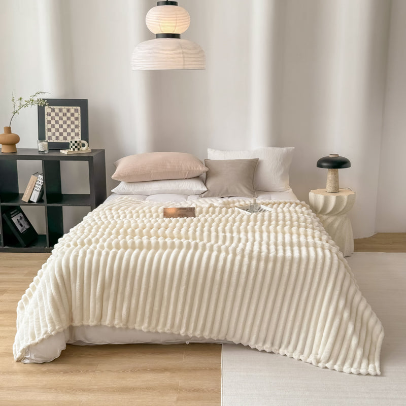 Schwere Samtdecke fürs Schlafsofa
