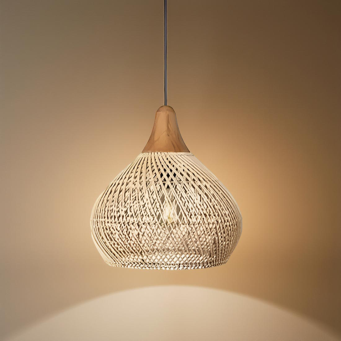 Yuji – Boho Rattan Hängelampe