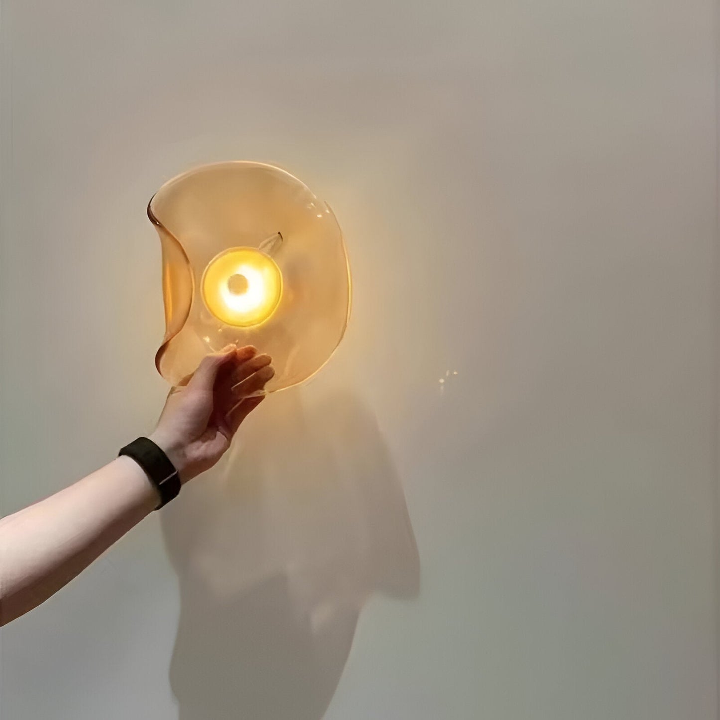 Yuki – Elegante kleine Wandlampe