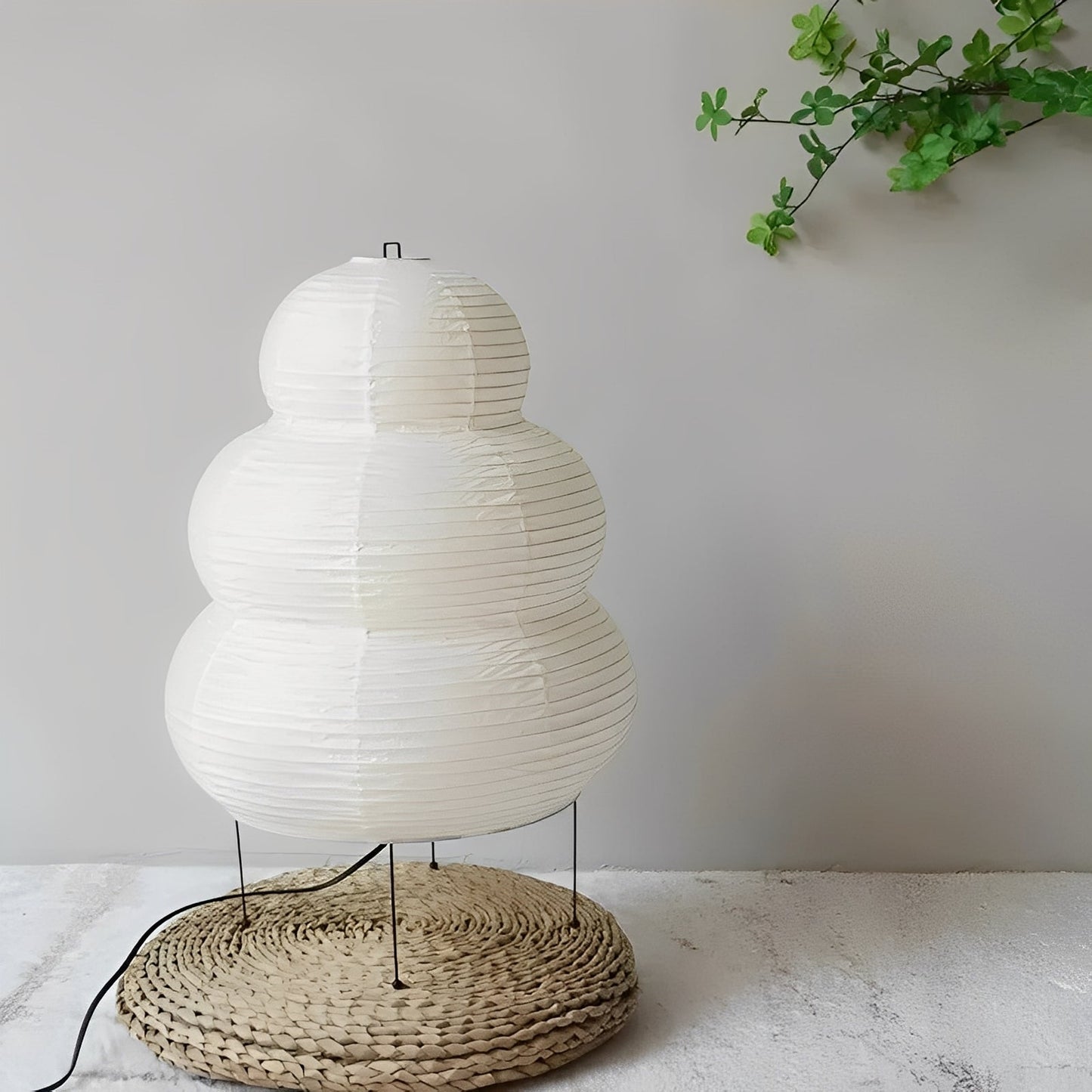 Emilia – Einfache Stehlampe