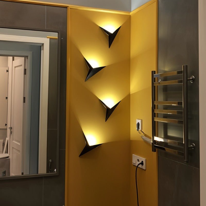 EzioGlow – Moderne Wandlampe mit klarer Form und sanftem LED-Licht