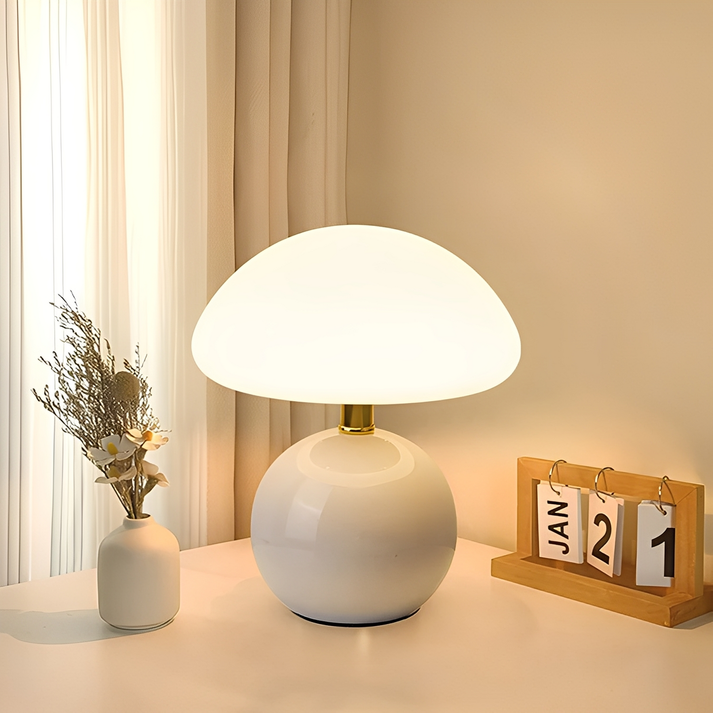 Jhapz – Pilz Tischlampe im modernen Frost-Stil