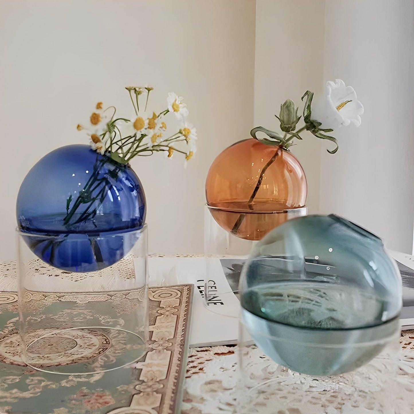 Amira – Farbige Glas Kugelvase Deko