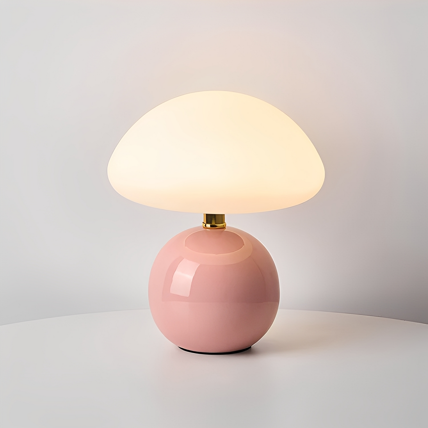 Jhapz – Pilz Tischlampe im modernen Frost-Stil