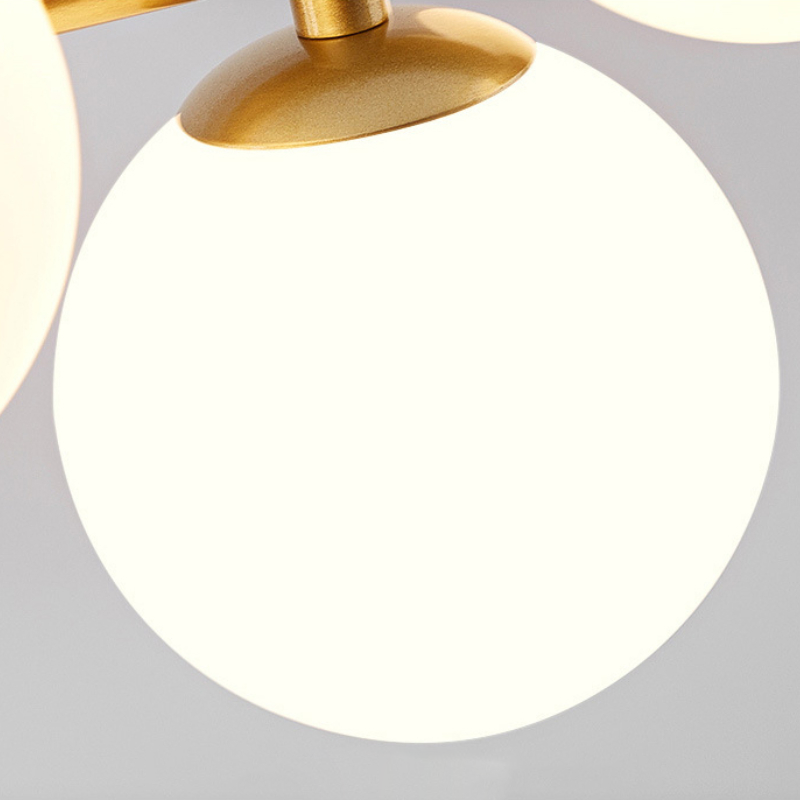 GoldLine – Eleganter Esstisch-Kronleuchter mit Designer-Flair