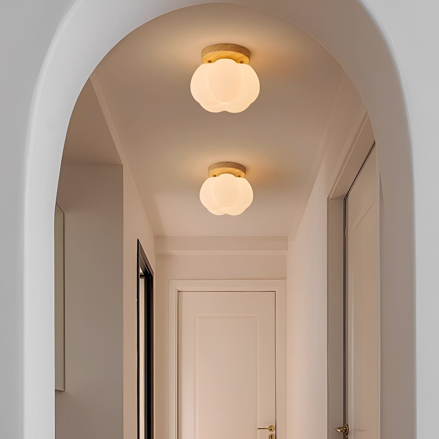 Eleni – Schlichte Deckenlampe