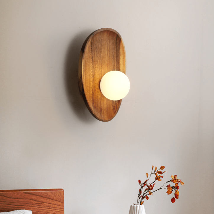 Alani – Wandlampe aus natürlichem Holz