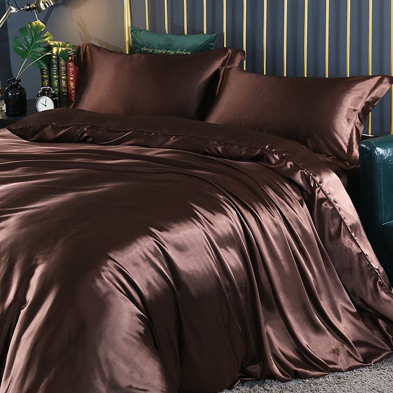 Nordic Dream - 4 Stück Superweiches Luxusseide Bettwäsche Set