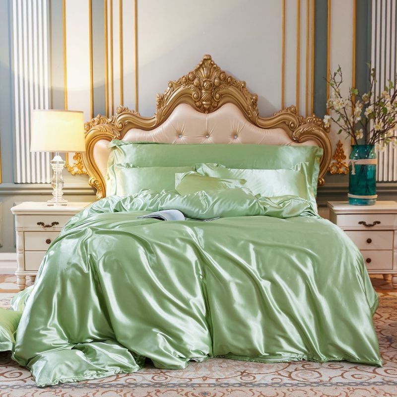 Nordic Dream - 4 Stück Superweiches Luxusseide Bettwäsche Set