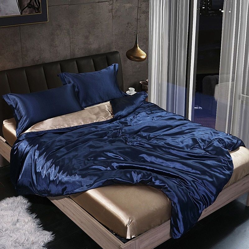 Nordic Dream - 4 Stück Superweiches Luxusseide Bettwäsche Set