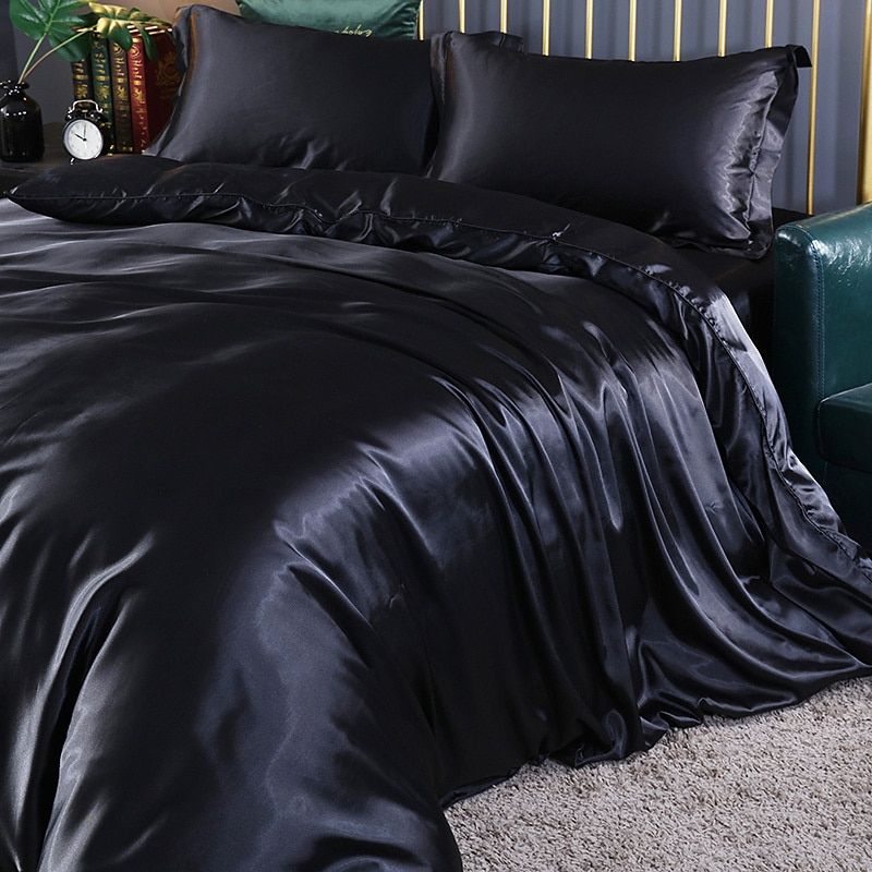 Nordic Dream - 4 Stück Superweiches Luxusseide Bettwäsche Set