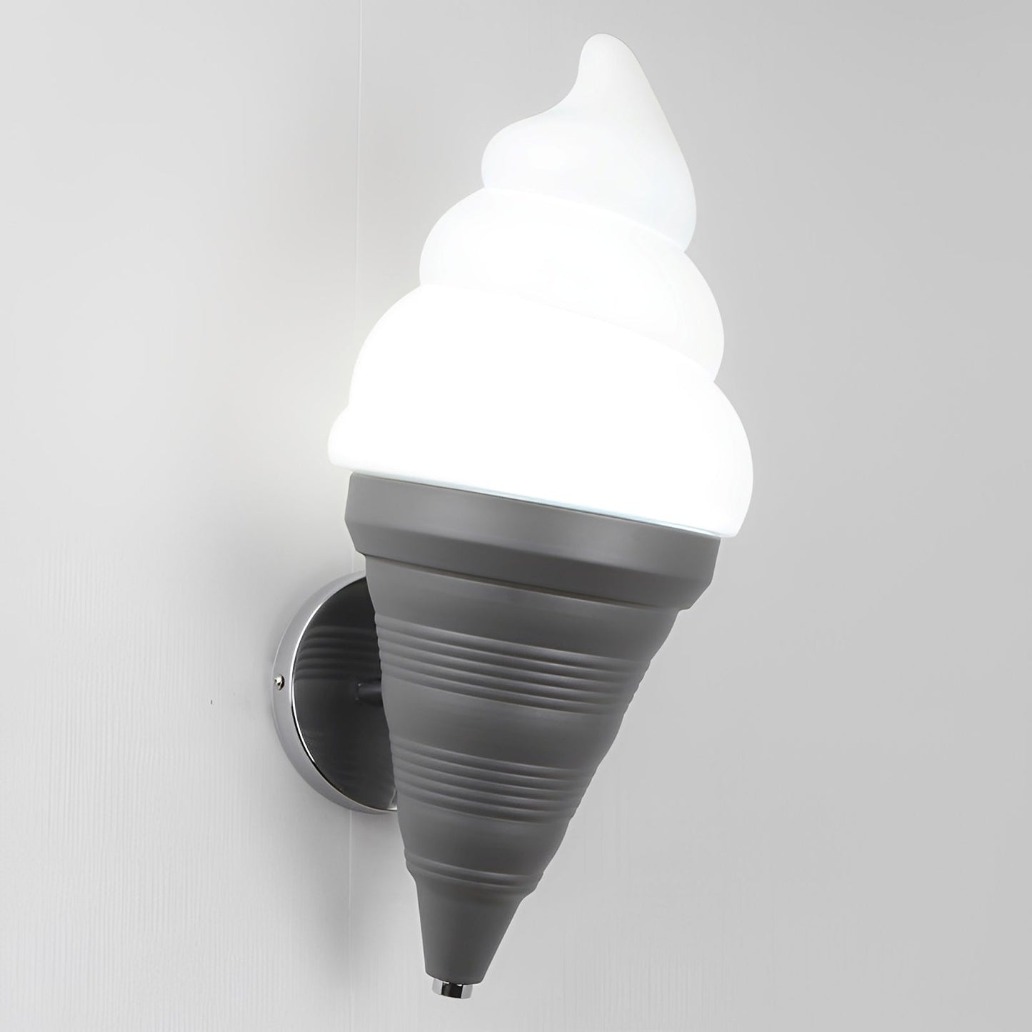 Gelato – Wandlampe im Eiscreme-Design für spielerische Wohnakzente