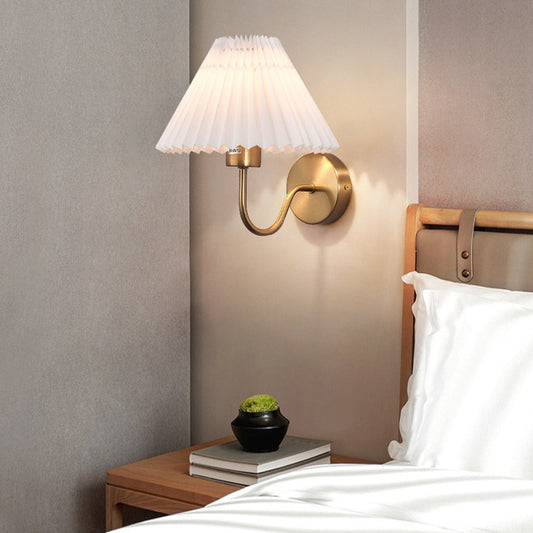 Jin – Moderne, schlichte, plissierte Wandlampe