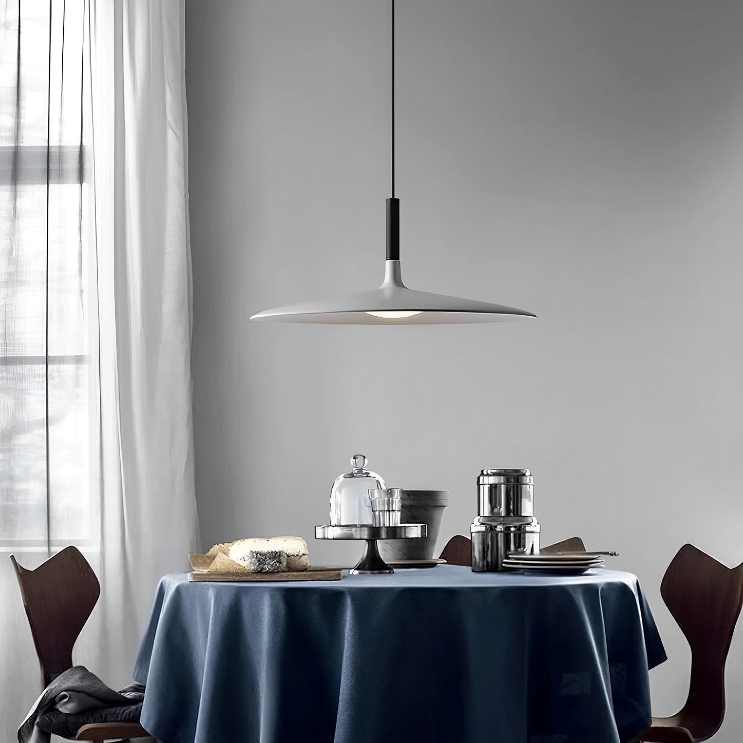 Zira – Moderne Luxus-Deckenlampe in UFO-Design