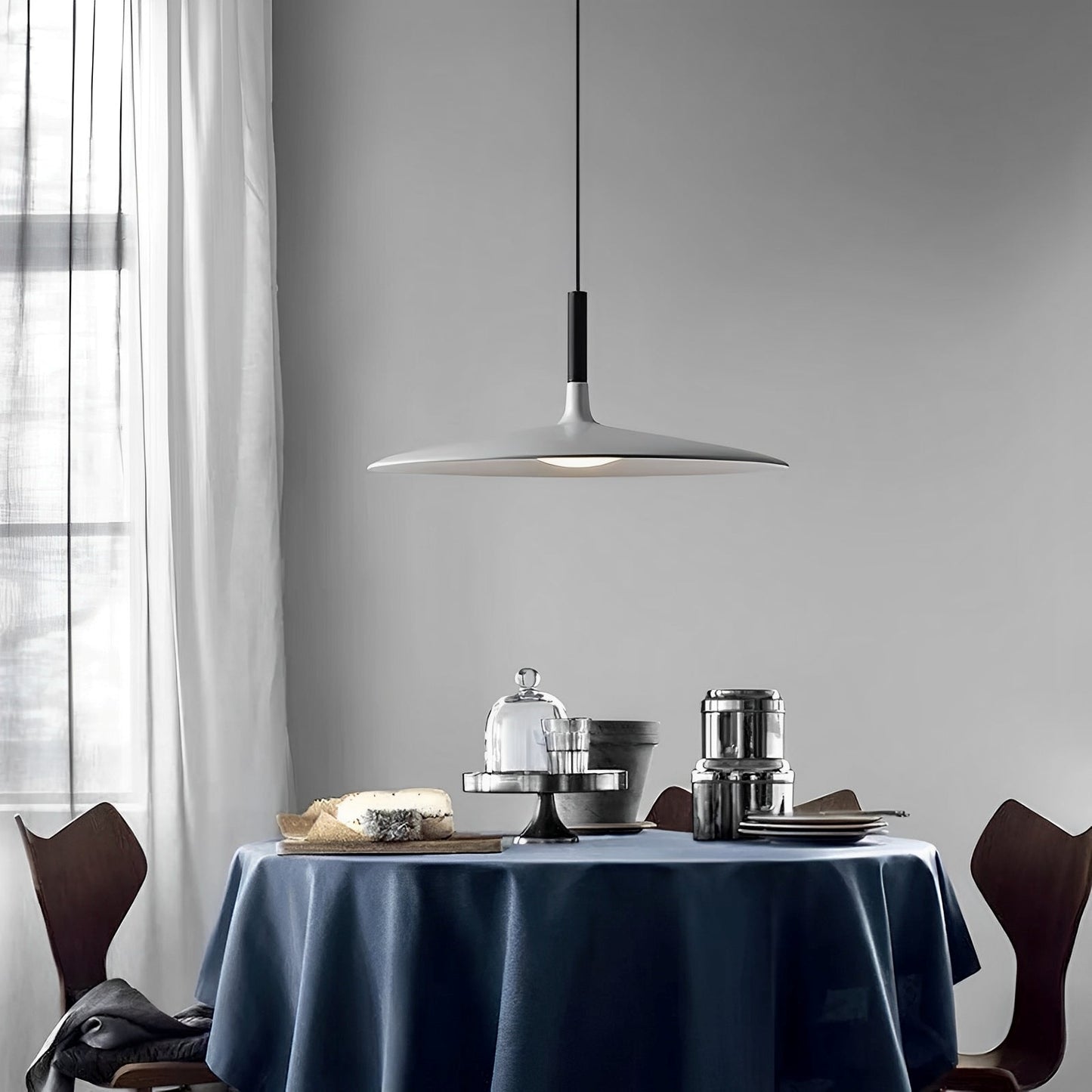 Zira – Moderne Luxus-Deckenlampe in UFO-Design