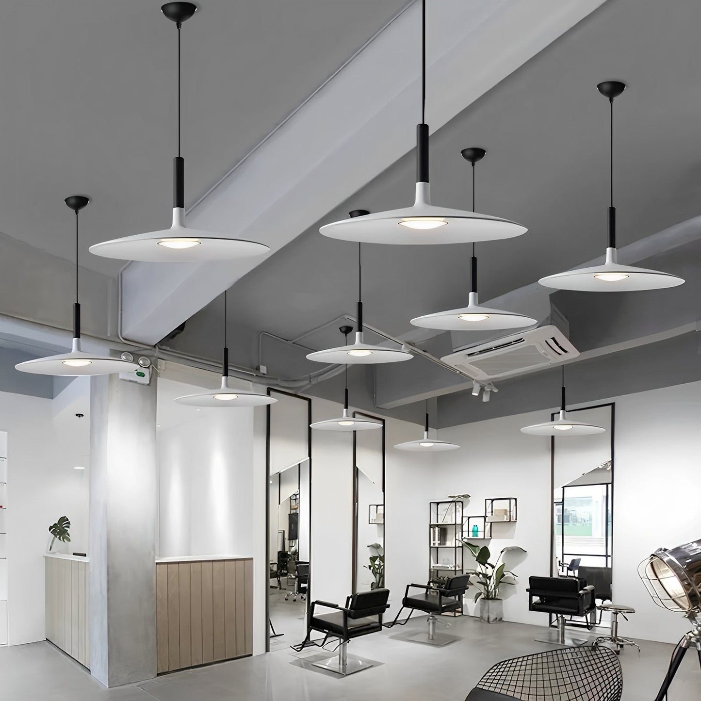 Zira – Moderne Luxus-Deckenlampe in UFO-Design