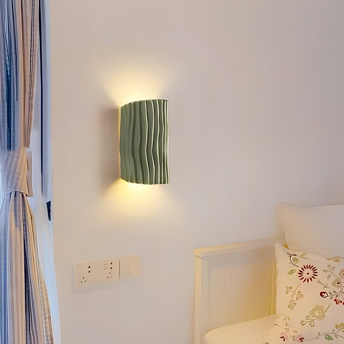 Colette – Französische Wandlampe