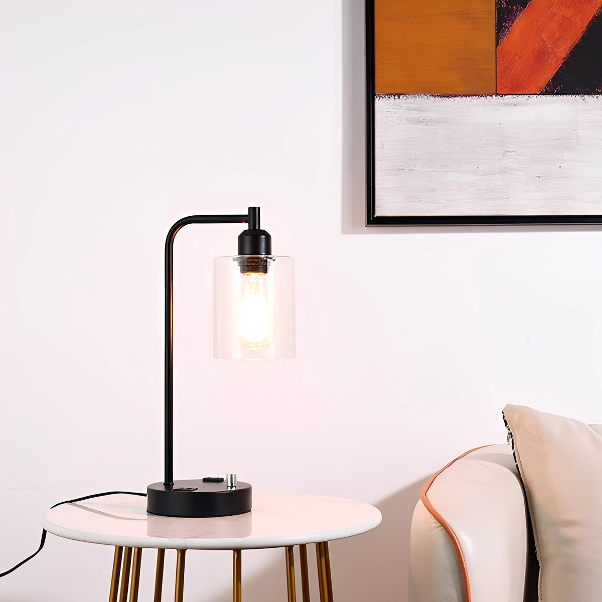 Carmina – Tischlampe mit USB-Ports & Stufenloser Helligkeitseinstellung