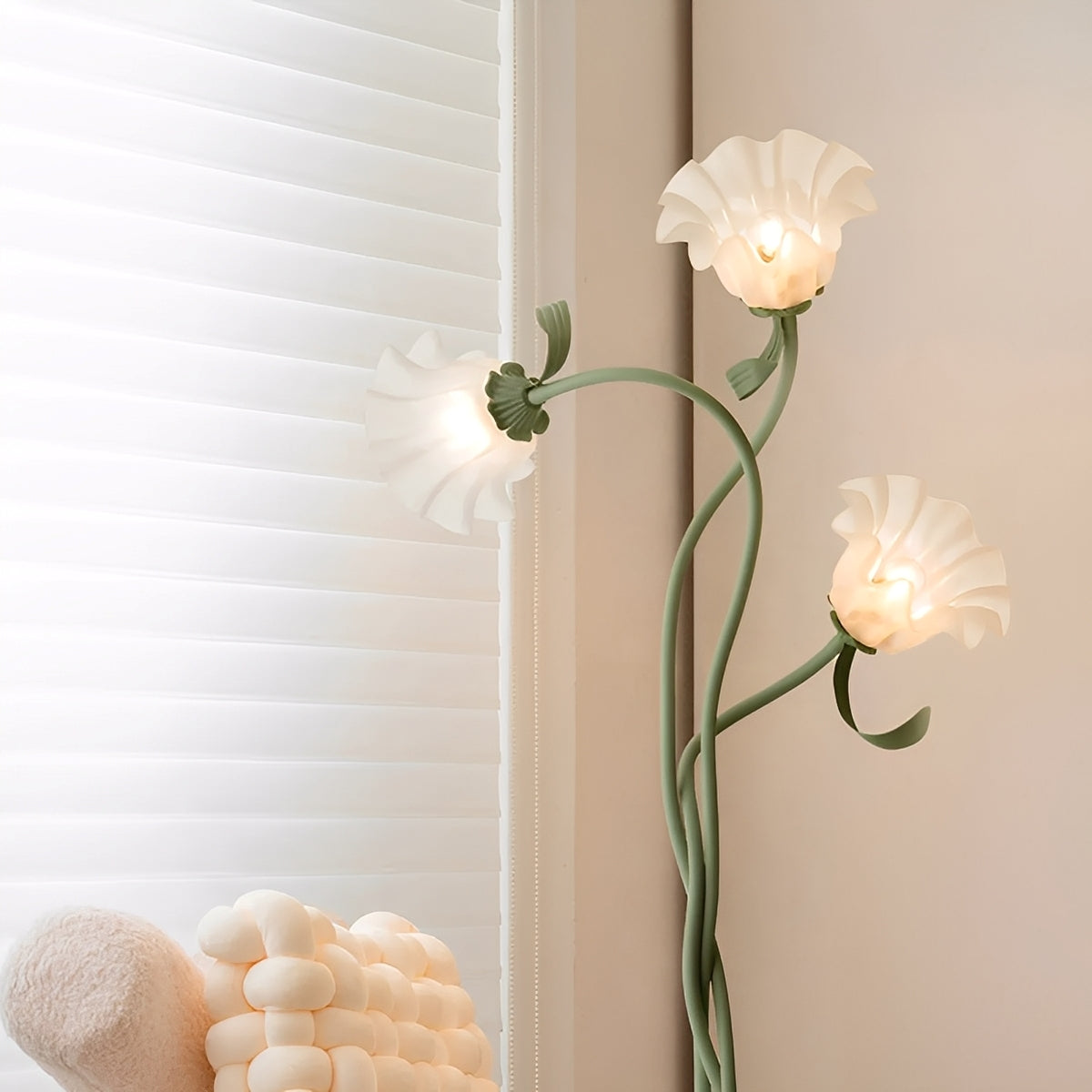 Gracie – Landhaus Retro Stehlampe