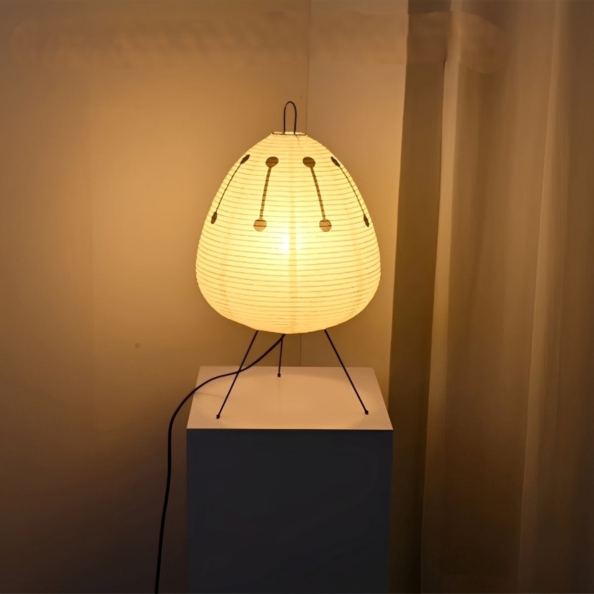Aika – Japanische Reispapier Lampe für den Tisch