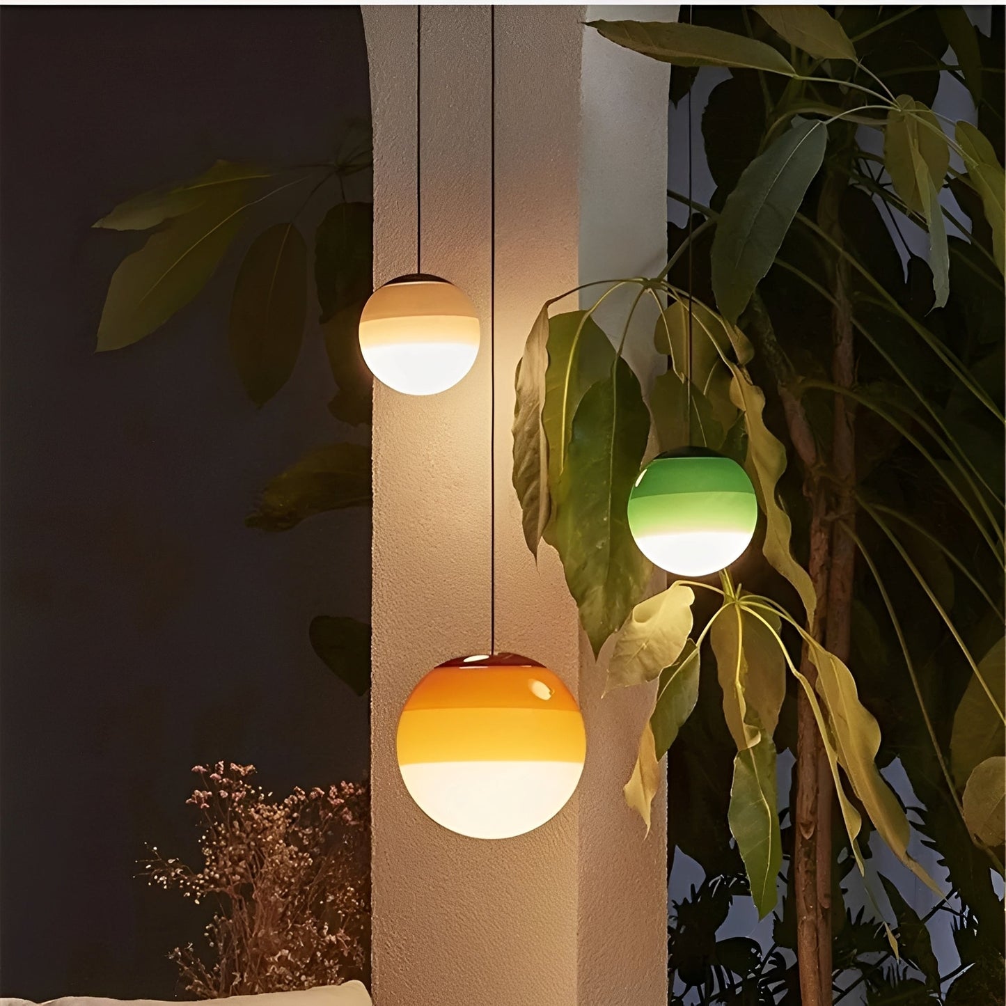 Anne – Nordische Pendelleuchte aus buntem Glas