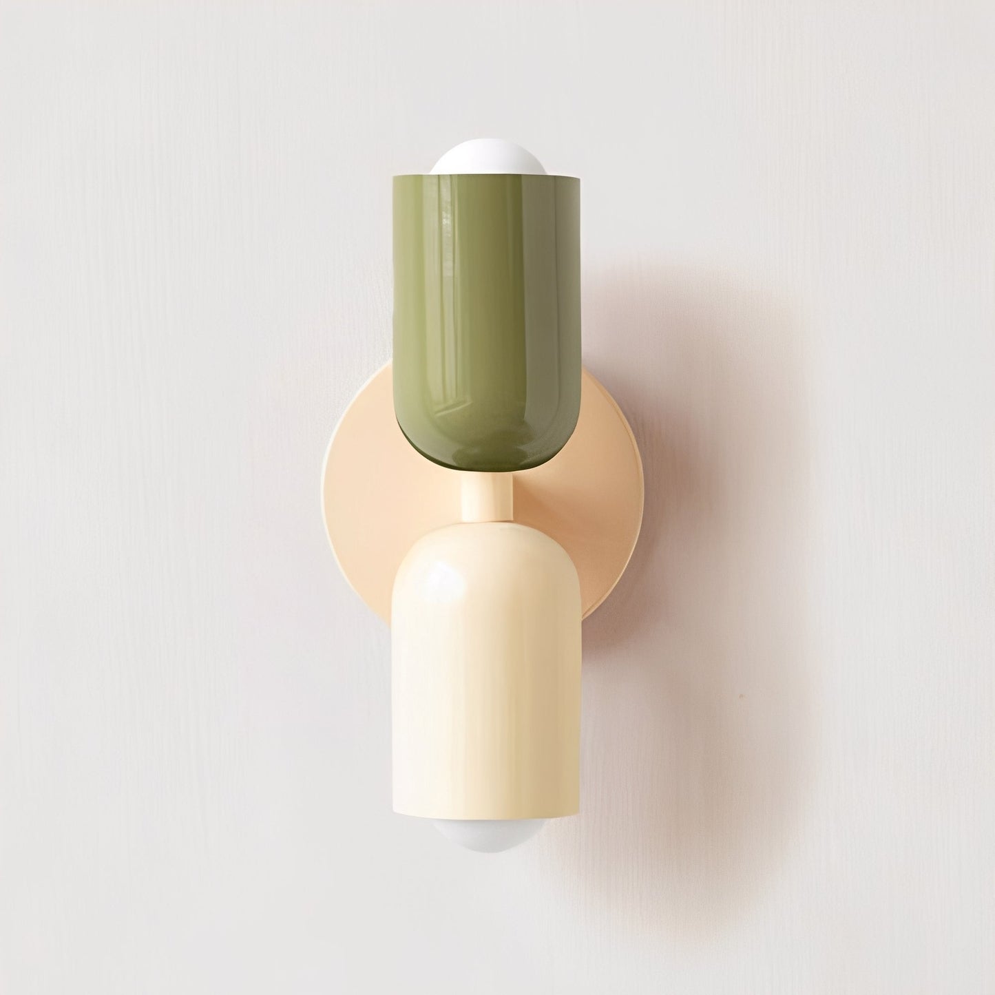 Keiko – Cremefarbene Doppelkopf-Wandlampe