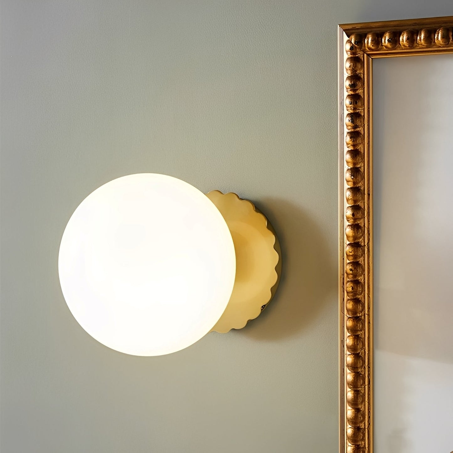 Ylva – Glaswandlampe für Wohn- und Schlafzimmer