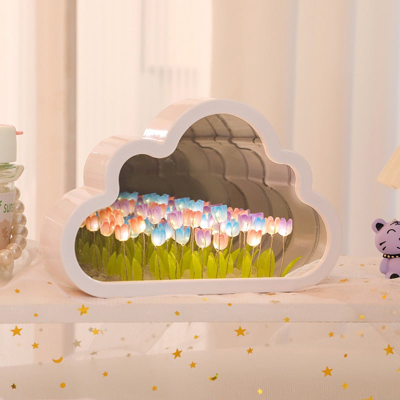 Luma – Bunte Tulpenlampe in Blumenform
