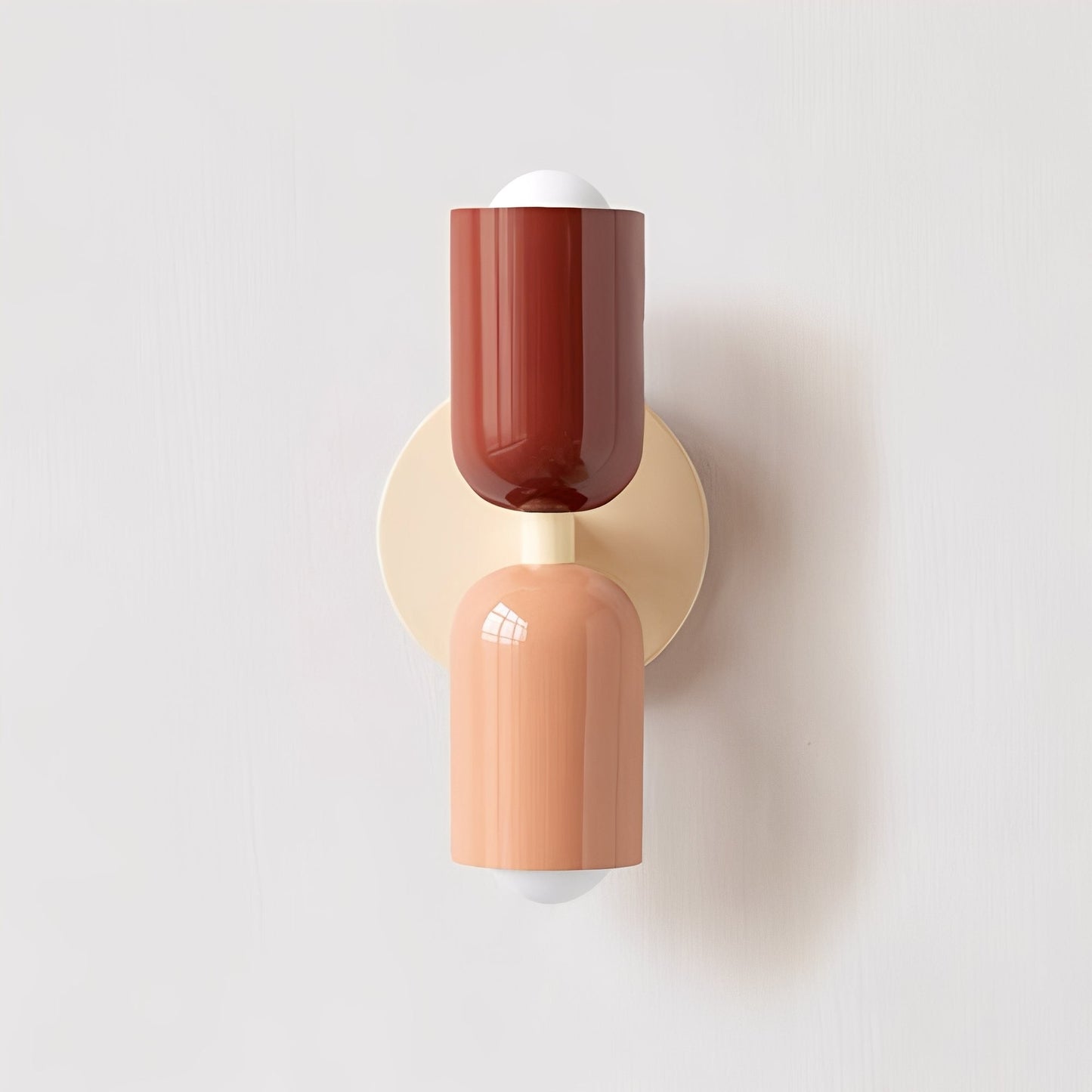 Keiko – Cremefarbene Doppelkopf-Wandlampe