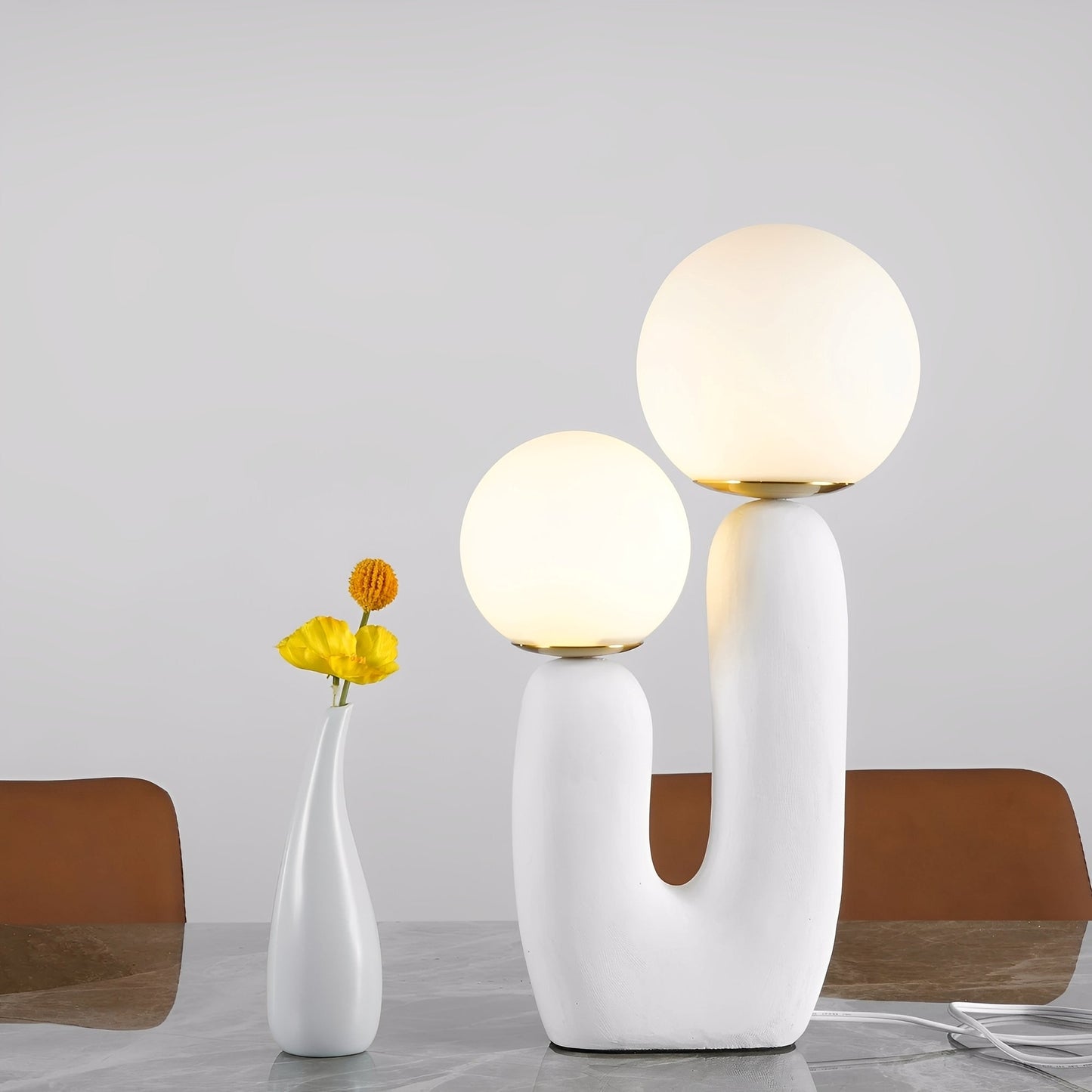 Lina – Skandinavische Tischlampe für das Kinderzimmer