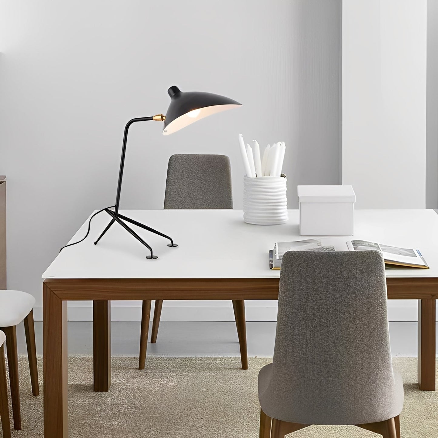 Kaya – Moderne Lampe mit Entenschnabel-Design im nordischen Stil