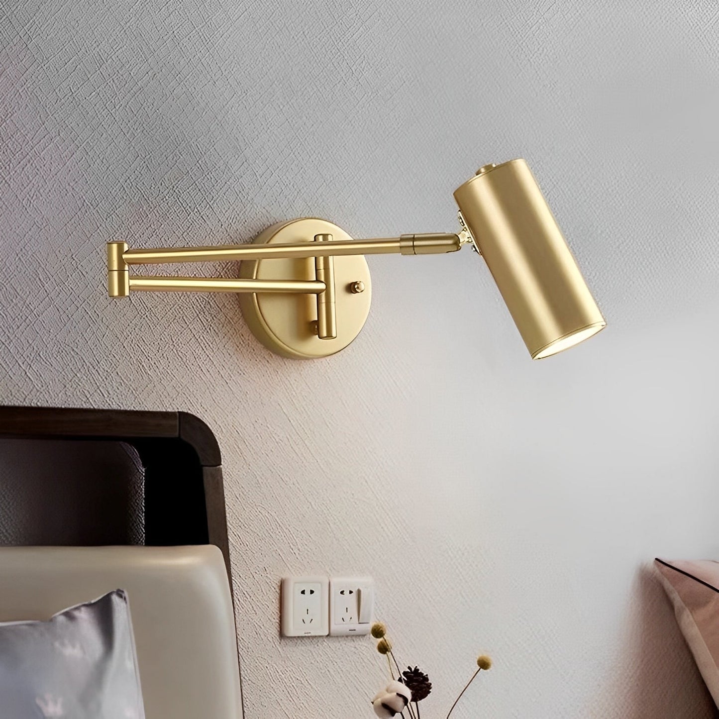 Mira – Klappbare Lampe für die Wand mit beweglichem Arm